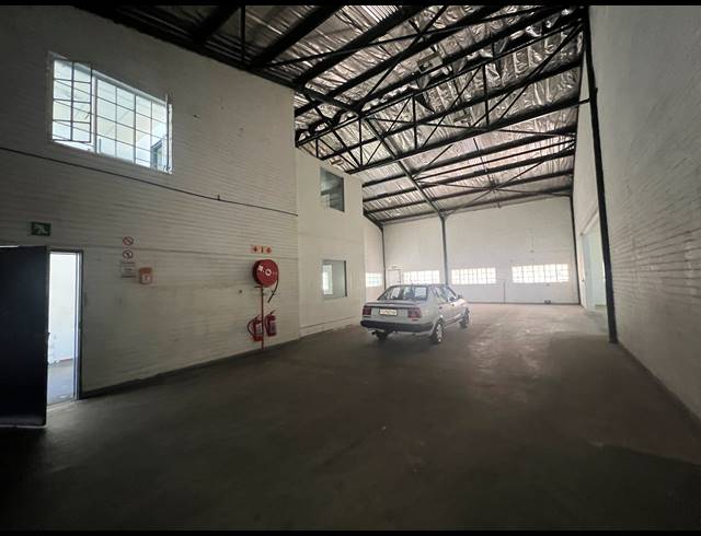 275M² WAREHOUSE TO LET IN KYA SANDS